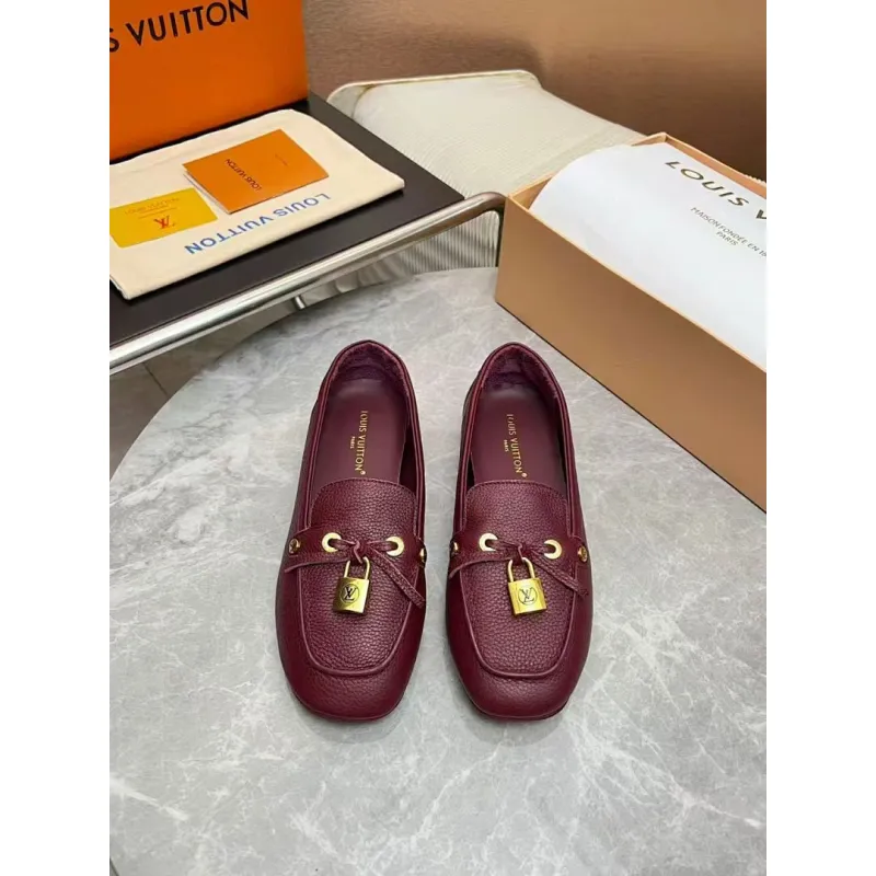 Louis Vuitton Shoes for Womens Louis Vuitton Sandals #A62068