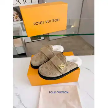 Louis Vuitton Shoes for Womens Louis Vuitton Slippers #A58626