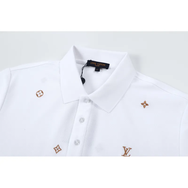 Louis Vuitton T-Shirts for Men Polo Shirts #A62618