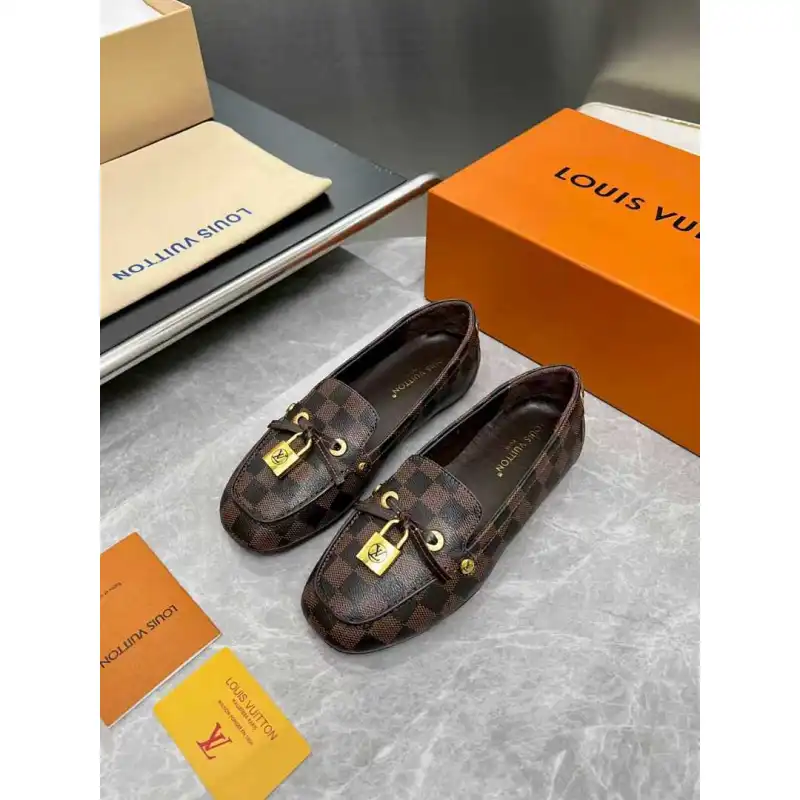 Louis Vuitton Shoes for Womens Louis Vuitton Sandals #A62072