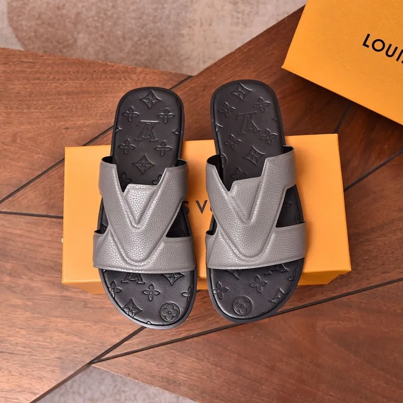 Louis Vuitton Shoes for Mens Louis Vuitton Slippers #A63106