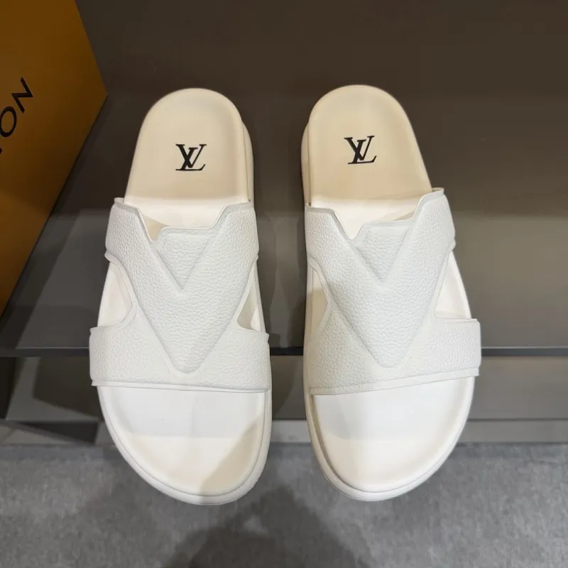 Louis Vuitton Shoes for Mens Louis Vuitton Slippers #A62477