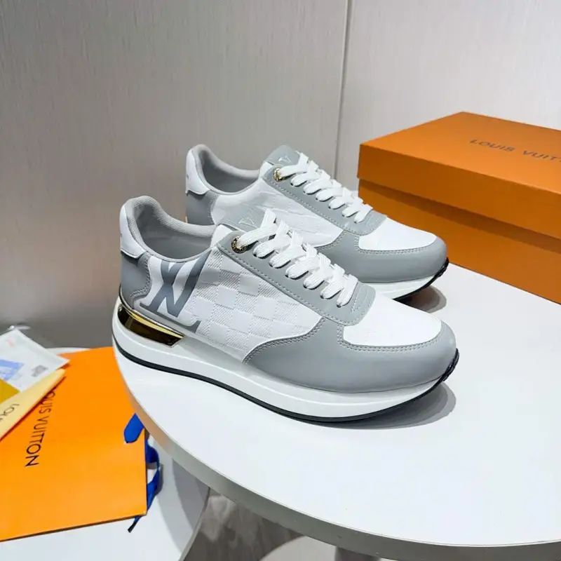 Louis Vuitton Shoes for Mens Louis Vuitton Sneakers #A63711
