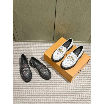 Louis Vuitton Shoes for Womens Louis Vuitton Sneakers #A50204