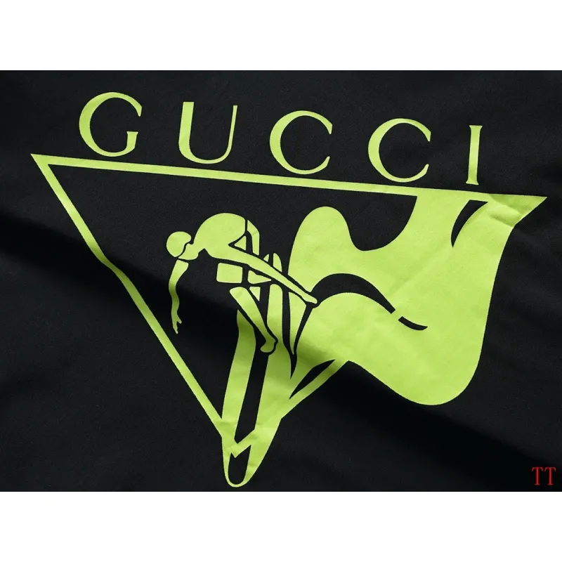 Gucci T-shirts for Gucci Mens AAA T-shirts #A62216