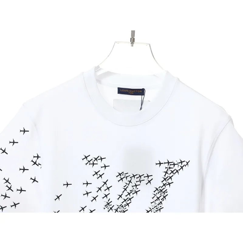 Louis Vuitton T-Shirts for AAAA Louis Vuitton T-Shirts EUR size #999920546
