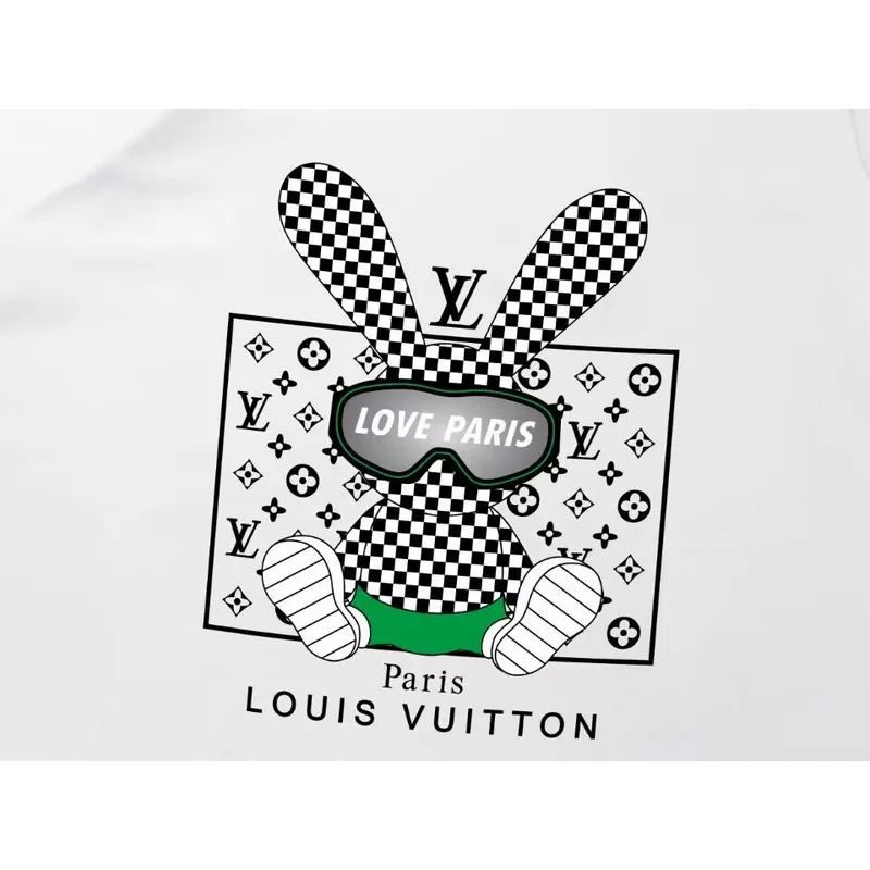 Louis Vuitton T-Shirts AAA Quality White/Black #A26309