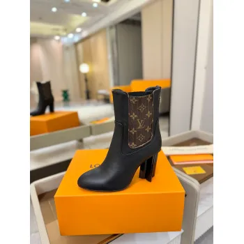 Louis Vuitton Shoes for Womens Louis Vuitton boots heel height:9cm #A58305