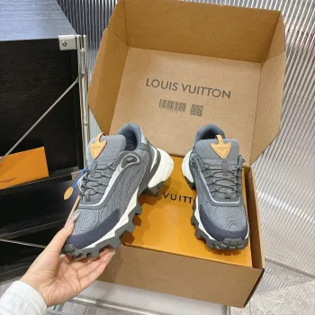 Louis Vuitton Shoes for Mens Louis Vuitton Sneakers #A62702