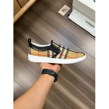 Burberry Shoes for Mens Sneakers #A44141