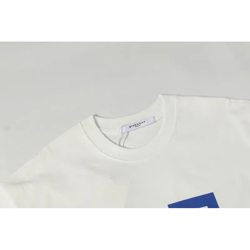 Givenchy T-shirts for MEN Black/White #A50912