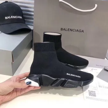 Balenciaga shoes for Balenciaga Unisex Shoes #9873587