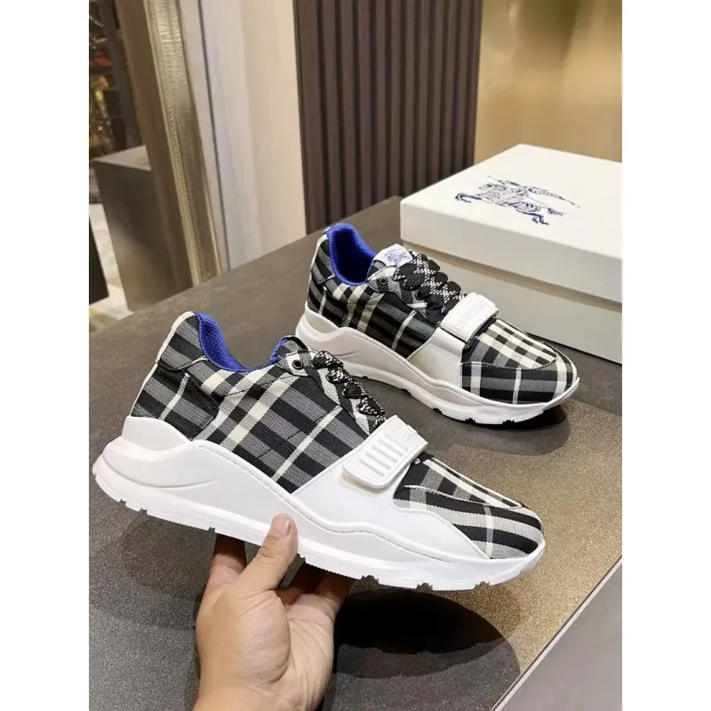 Burberry Shoes for Mens Sneakers #A59118