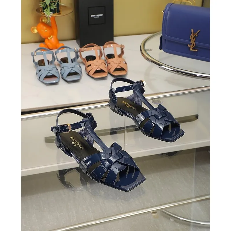 YSL Shoes for  Women  sandals #A22311