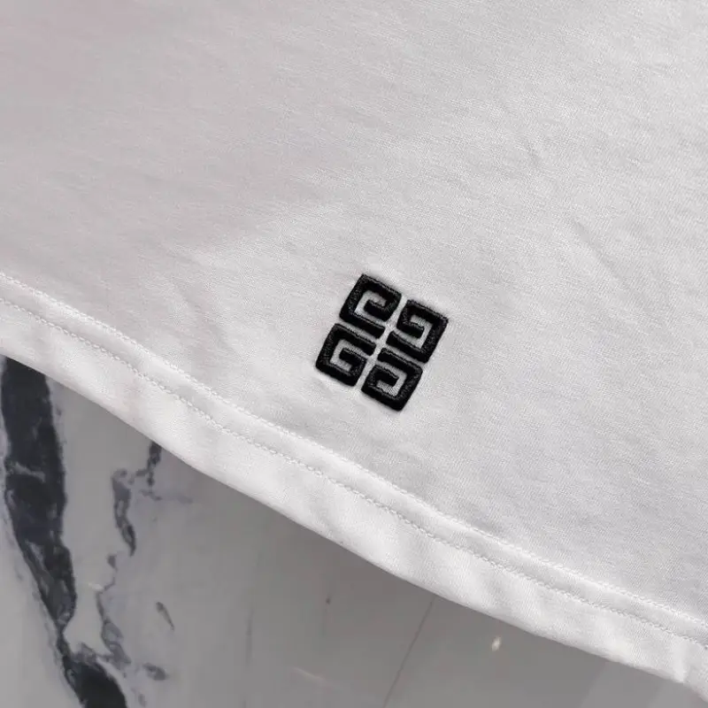 Givenchy T-shirts for MEN Black/White #A47171