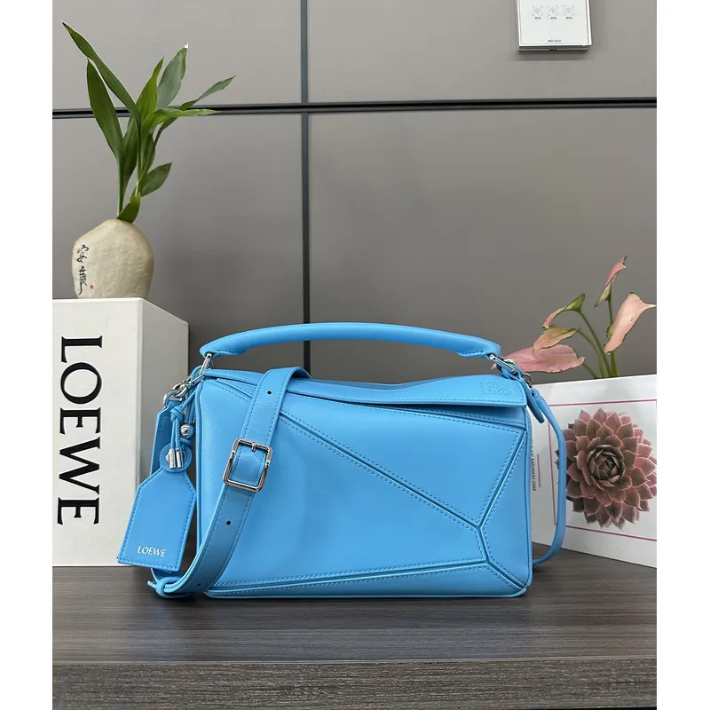 Stunning Loewe Puzzle Bag In Vibrant Blue Showcasing Iconic Geometric Craftsmanship #A50416