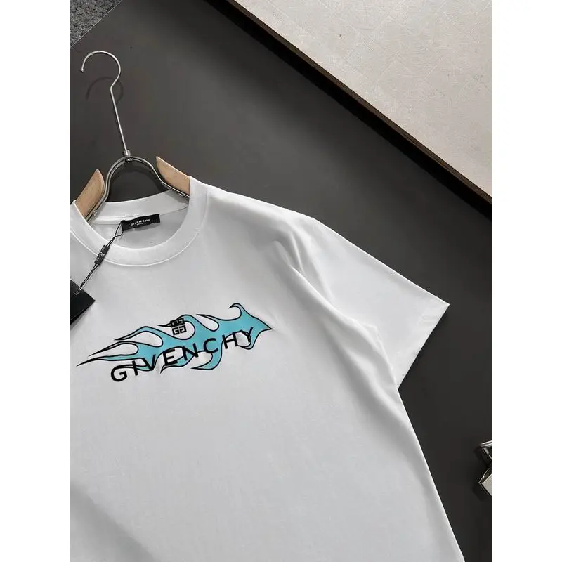 Givenchy T-shirts for MEN Black/White #A47160