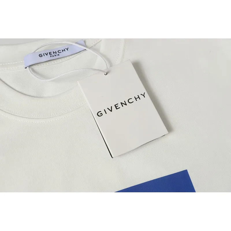 Givenchy T-shirts for MEN Black/White #A50912