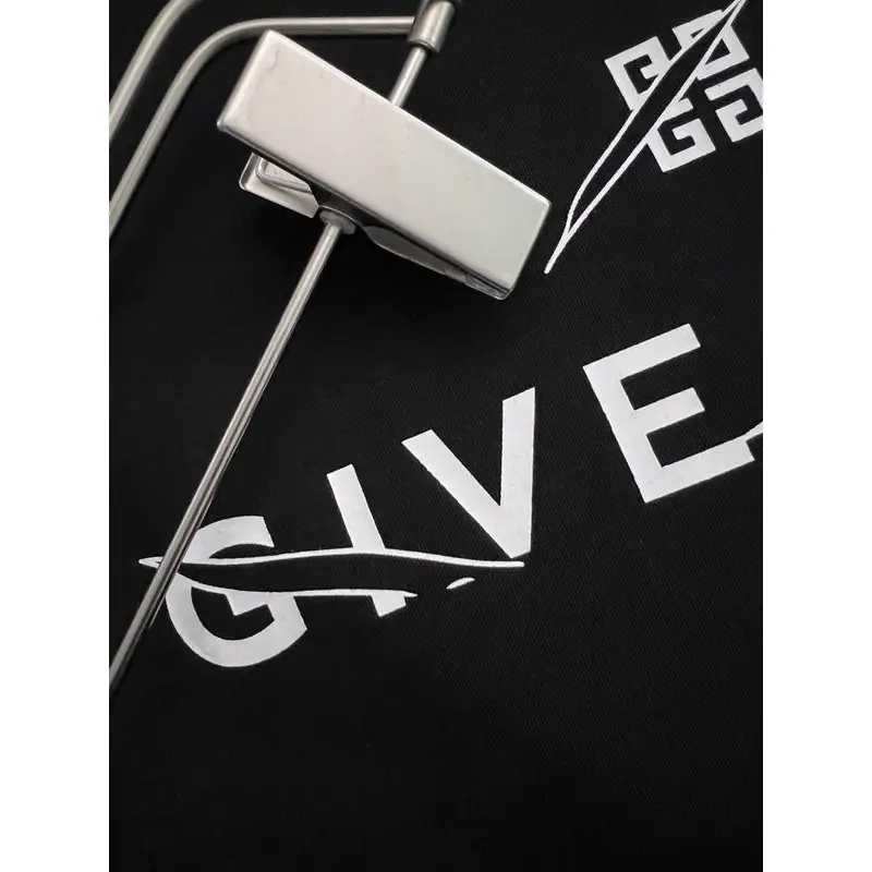 Givenchy T-shirts for MEN Black/White #A47168