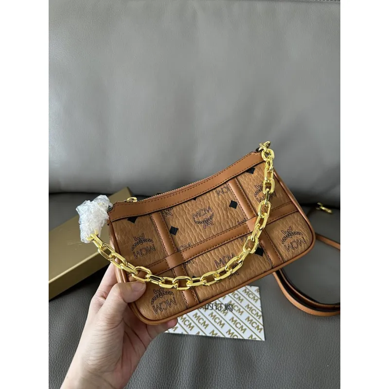 MCM Mini Crossbody Bag, Grid Pattern, Chain Strap, Style 65026 12.5 x 21.0 x 5.0cm #A61794