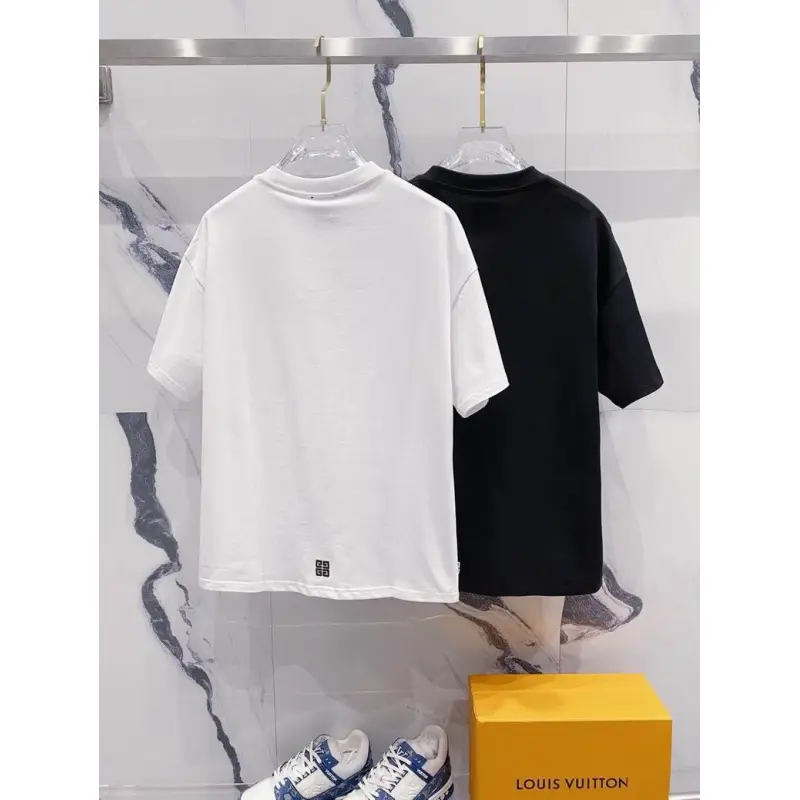 Givenchy T-shirts for MEN Black/White #A47171