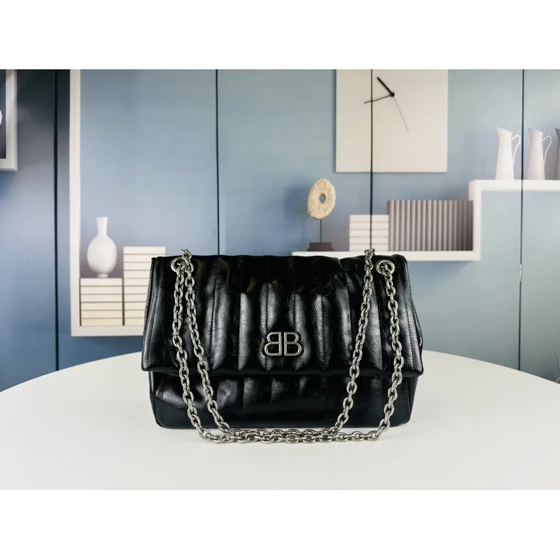Balenciaga 2023 winter new style bag #A32650
