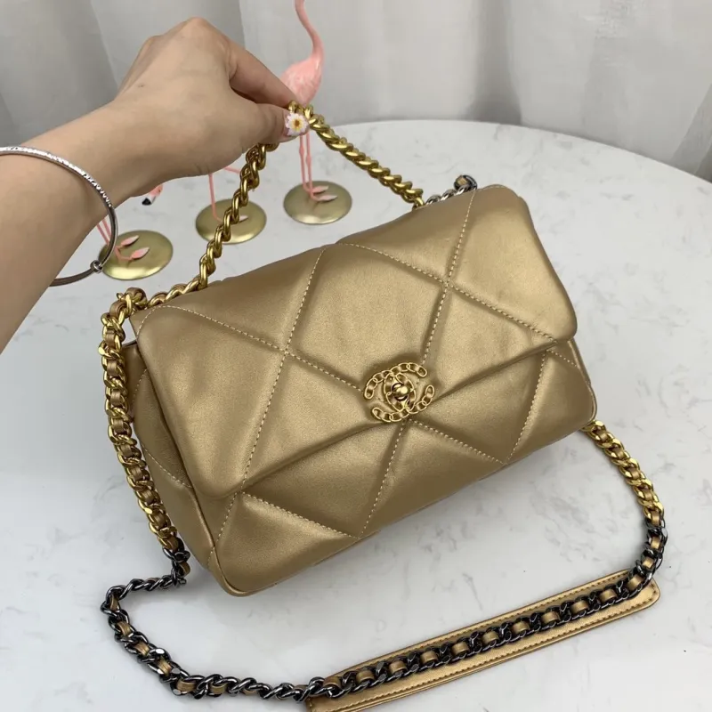Chanel shoulder bags #99902463