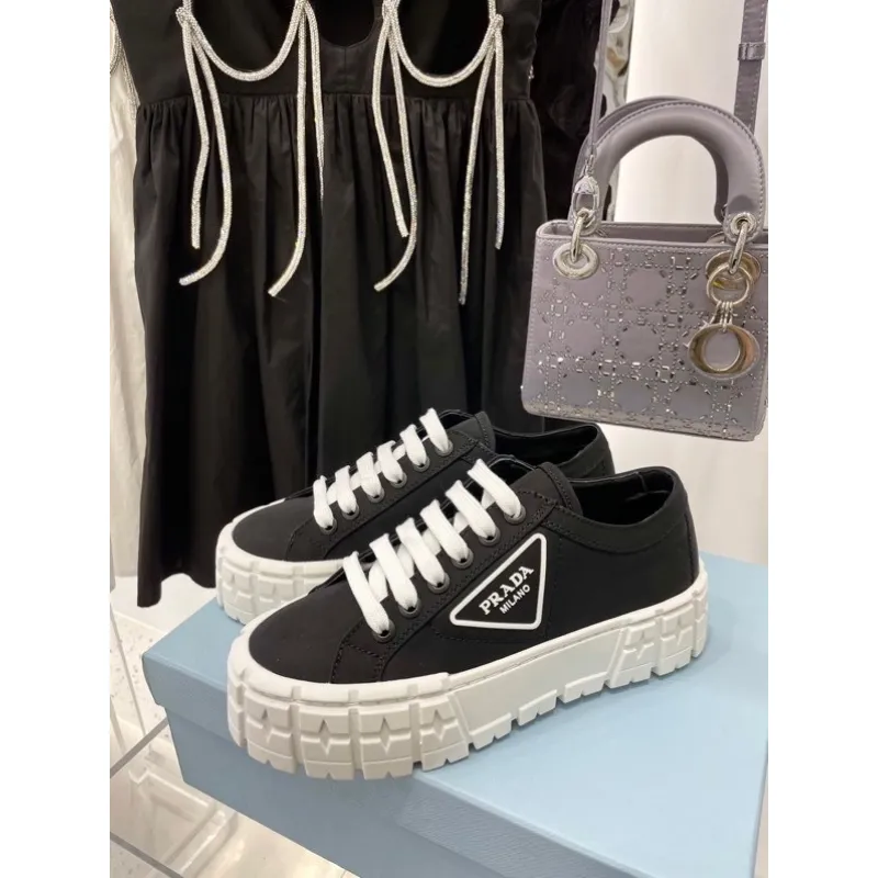 Prada Shoes for Womens Prada Sneakers #99904620