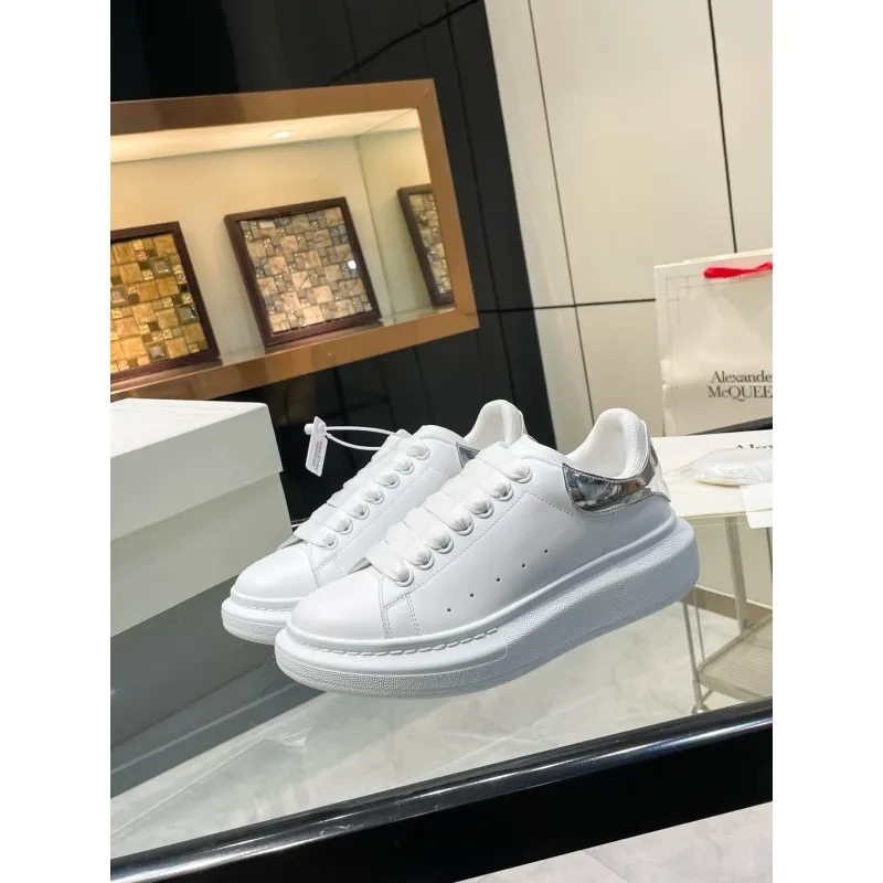 Alexander McQueen Shoes for Unisex McQueen Sneakers #A55845