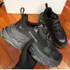 Balenciaga shoes for Balenciaga Unisex Shoes #9125720