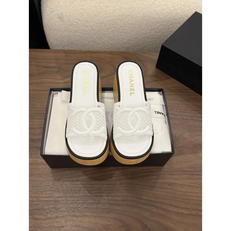 Chanel shoes for Womens Chanel slippers #A65224