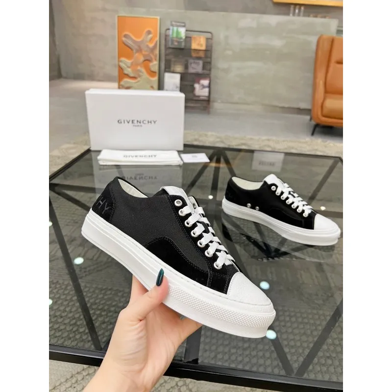 Givenchy Shoes for Mens Givenchy Sneakers #A34402