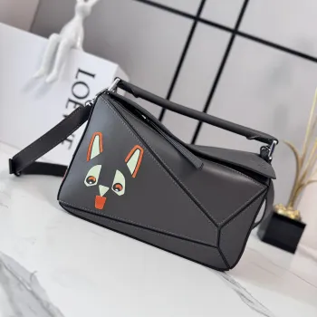 Loewe Puzzle Fringe Cat Leather Shoulder Bag 24x10.5x16CM #A63849