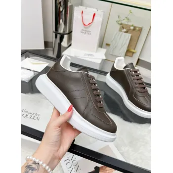 Alexander McQueen Shoes for Unisex McQueen Sneakers #A42584