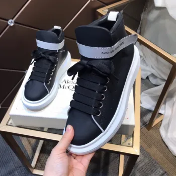 Alexander McQueen Shoes for Unisex McQueen Sneakers #999915889