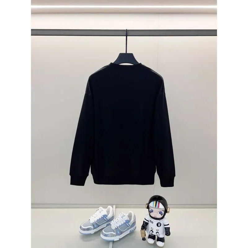 Gucci Cream Sweatshirt With Classic Louis Vuittonogo And Interlocking G Design #A54418