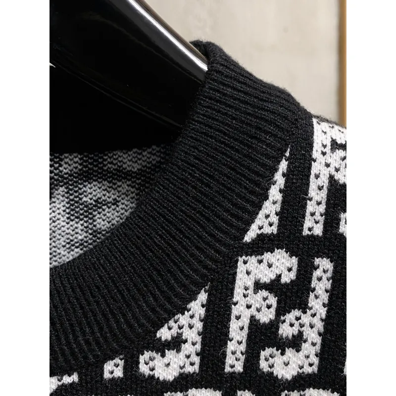 Fendi Sweater for MEN #A59002