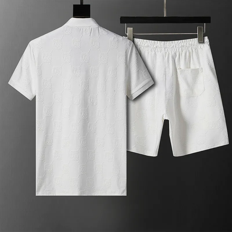 Gucci Tracksuits for Gucci short tracksuits for men #A61446