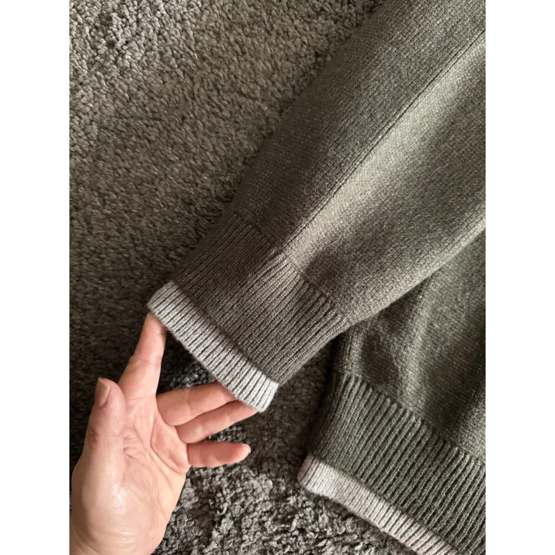 D-ior Sweaters #A56922