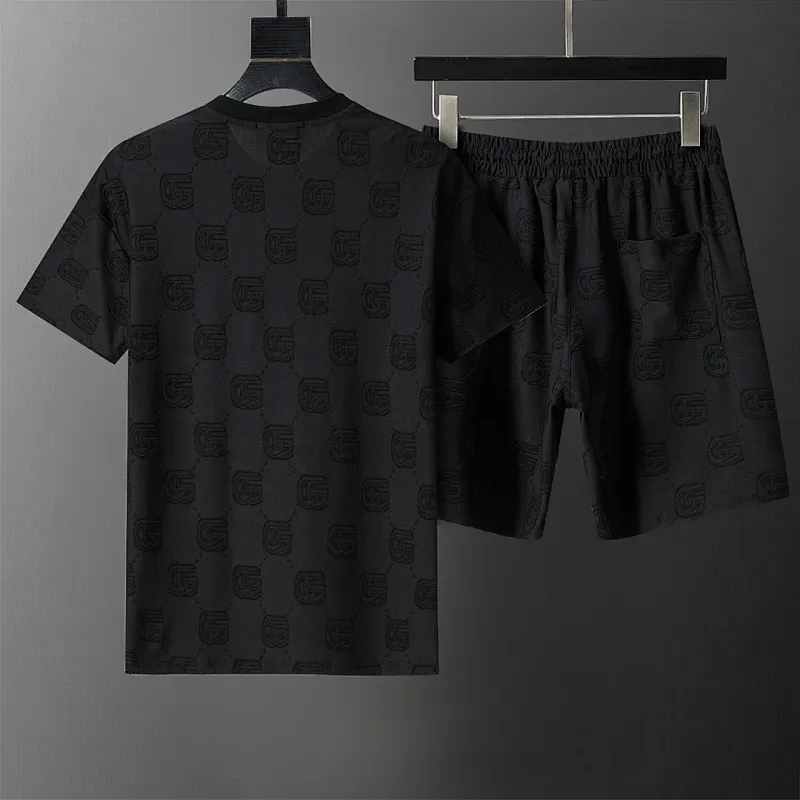 Gucci Tracksuits for Gucci short tracksuits for men #A61445