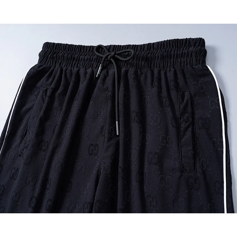 Gucci Tracksuits for Gucci short tracksuits for men #A61450
