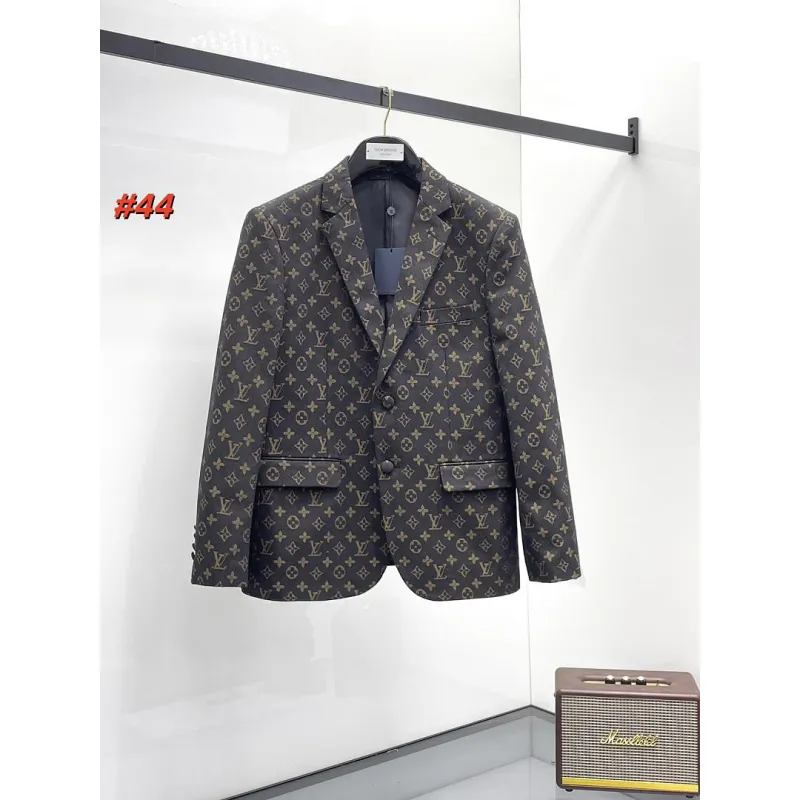 Louis Vuitton Suit #A65661