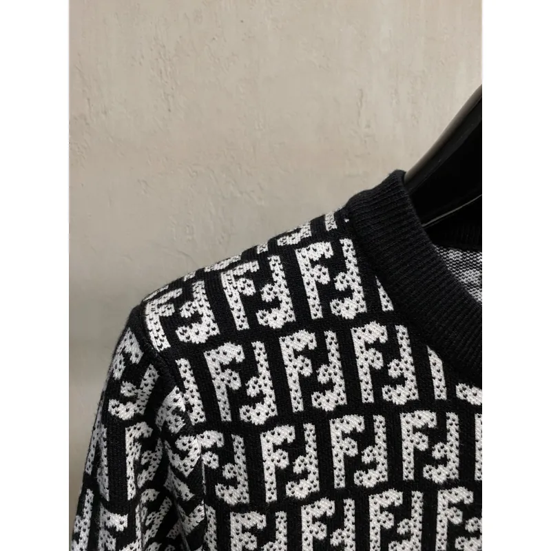 Fendi Sweater for MEN #A59002
