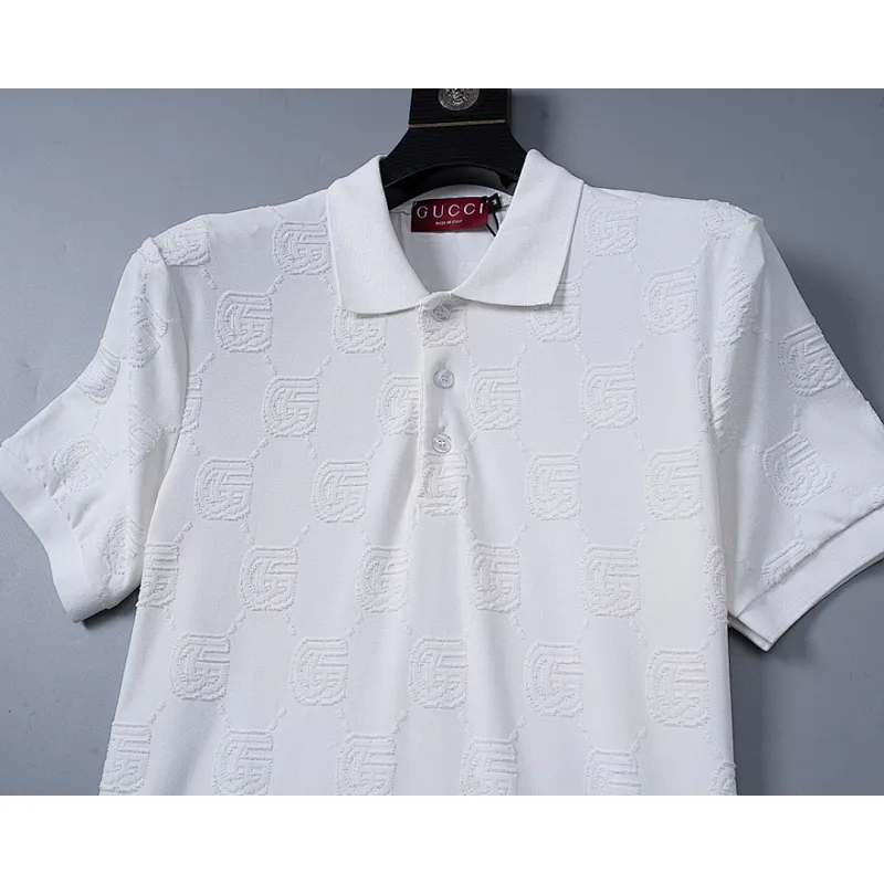 Gucci Tracksuits for Gucci short tracksuits for men #A61446