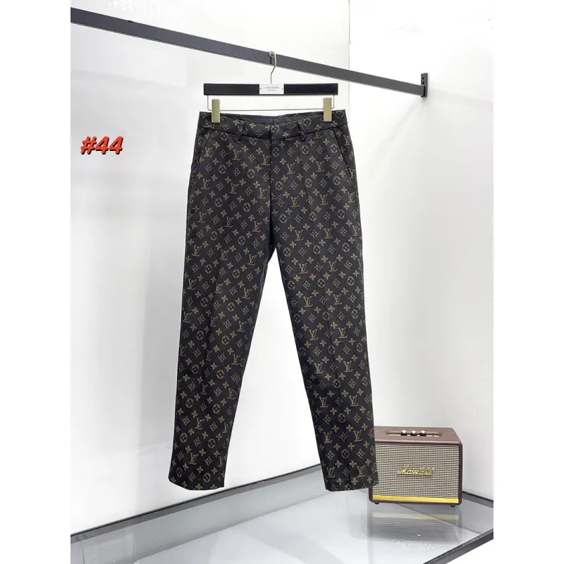 Louis Vuitton Suit #A65661