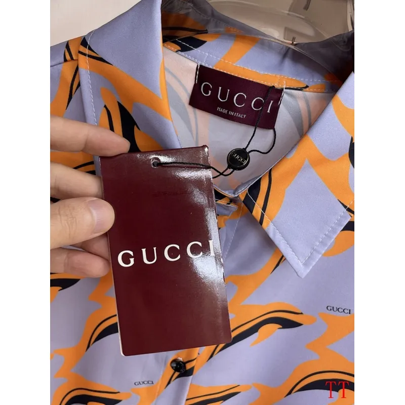 Gucci Tracksuits for Gucci short tracksuits for men #A62248