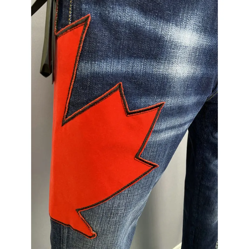 2025 DSQ2 Mens Denim Jeans Bold Red Maple Leaf Print with Faded Wash for Trendy Gentlemen #A54911