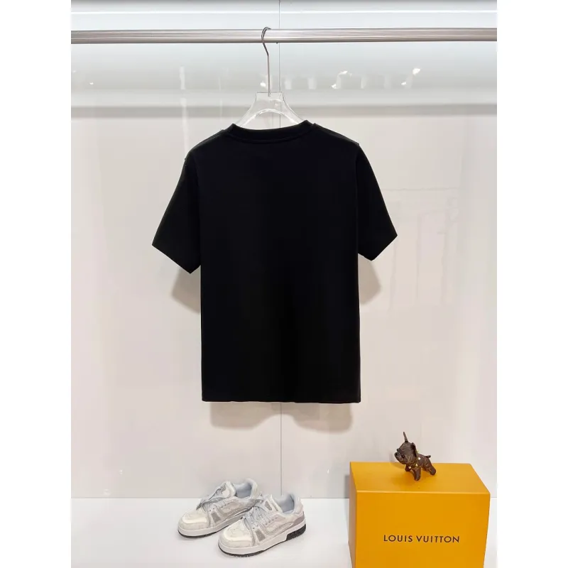 Gucci Tracksuits for Gucci short tracksuits for men #A65724