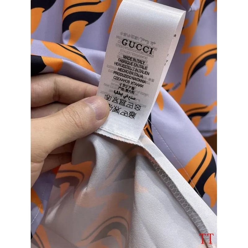 Gucci Tracksuits for Gucci short tracksuits for men #A62248