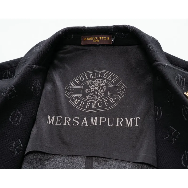 Louis Vuitton Suit #A59355